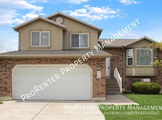 1989 N 2530 W, Clinton, UT 84015