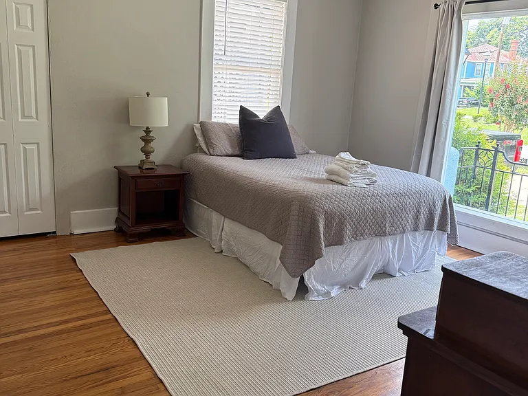 218 Broad St — Photo 5