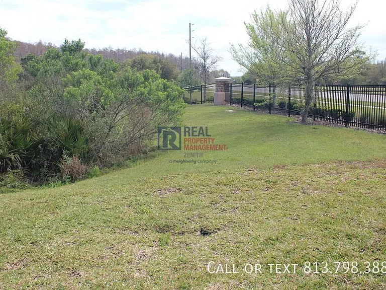 2454 Stapleford Pl — Photo 4