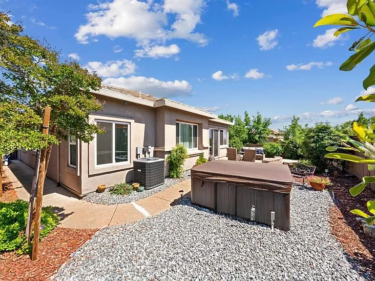 1166 Villagio Dr — Photo 24