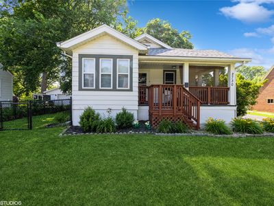 2730 53rd St, Des Moines, IA, 50310