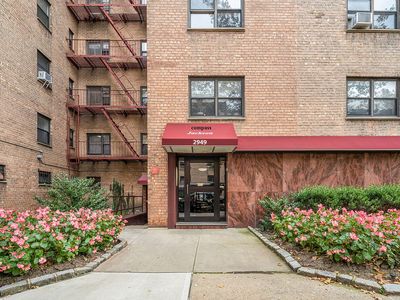 29-49 137th St #6F, Flushing, NY, 11354