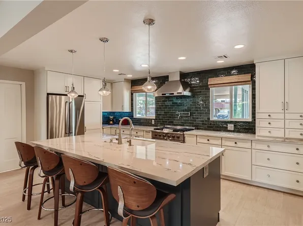 1712 Chapman Dr, Las Vegas, NV 89104