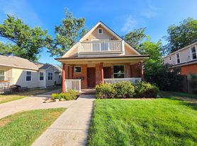 1029-1031 Grandview