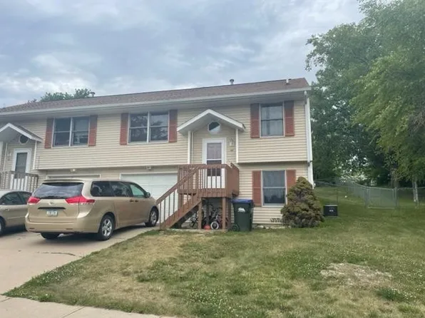 1901 Gryn Dr, Iowa City, IA 52246