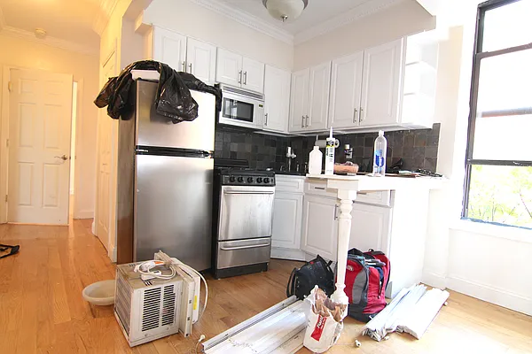 Rented by FirstService Realty (legacy) | media 36