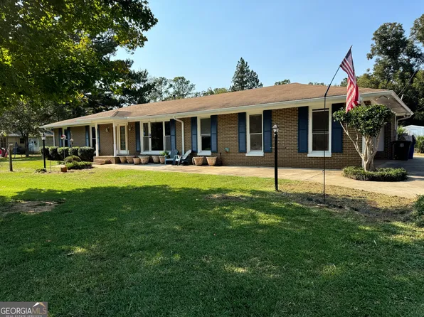 3714 Gailu Dr, Dry Branch, GA 31020