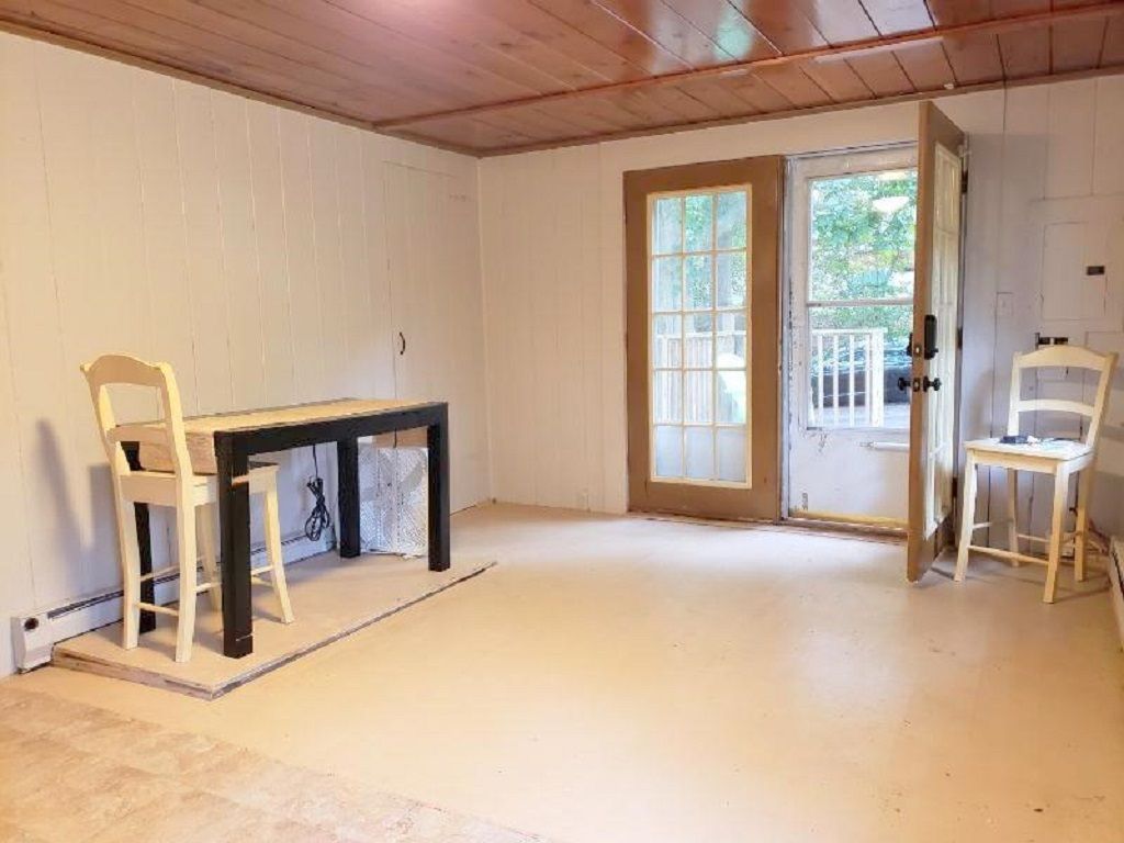  View From Kitchen To Front Door