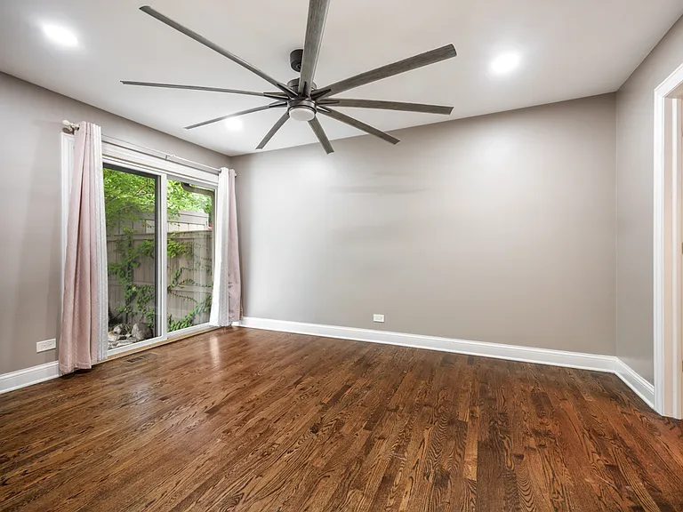 713 Acadia Ct — Photo 15