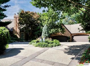 1108 S 113th Plz, Omaha, NE 68144