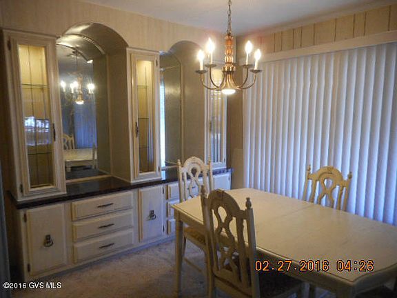 4th image of 226 W Palma Dr
