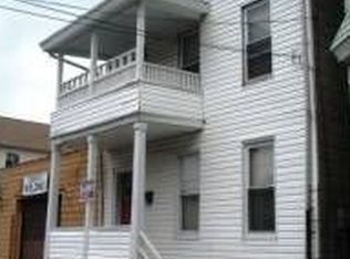 16 Camden St, Paterson, NJ 07503