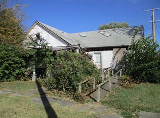 111 E Sycamore St, Columbus, KS 66725