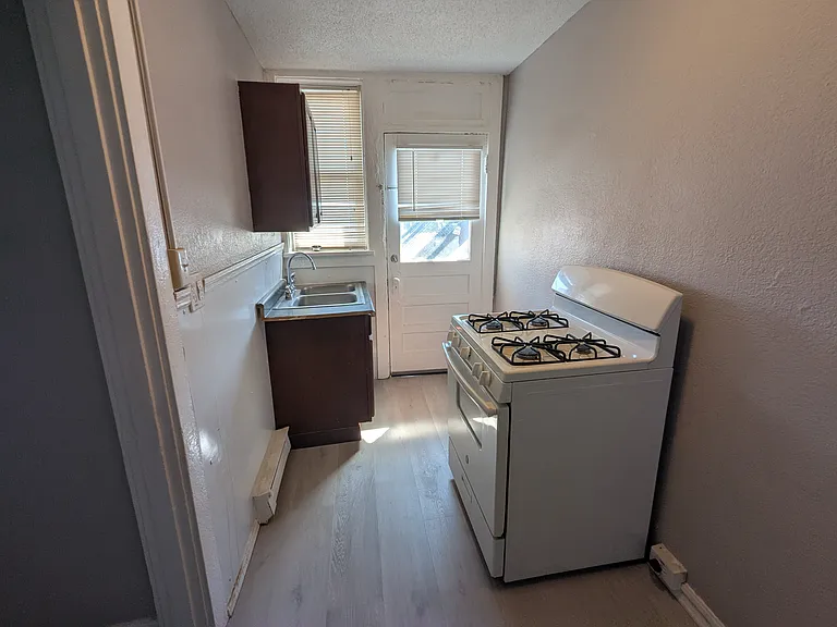 2604 Bellevue Ave #C — Photo 15