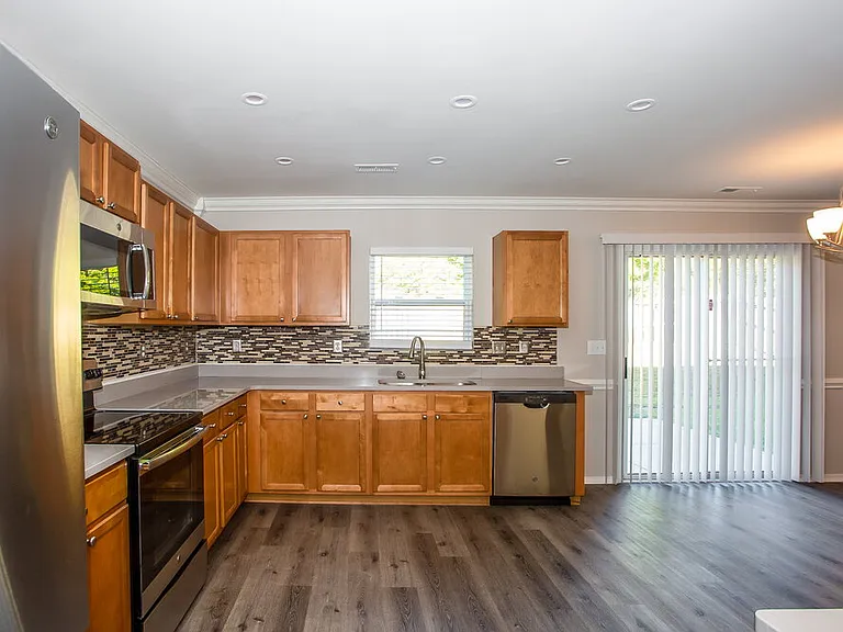 3626 Larkhaven Village Dr — Photo 8