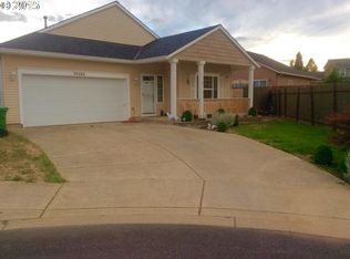 34464 Peak Ct, Saint Helens, OR 97051