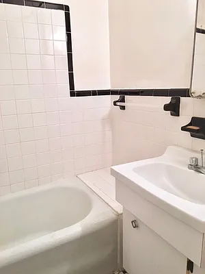 Rented by Living New York | media 12