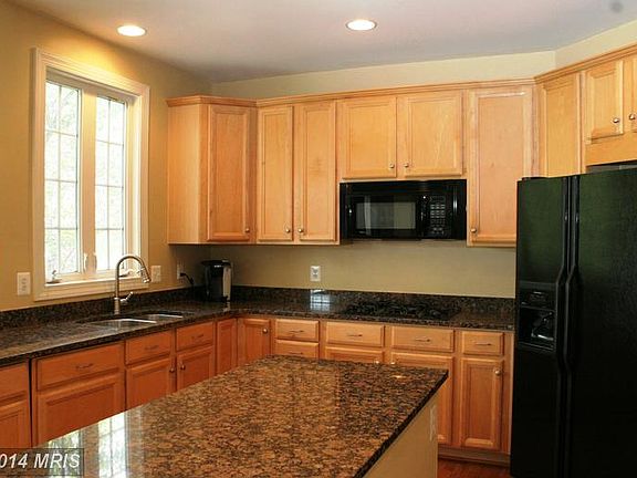 3rd image of 6320 Blue Heron Ln