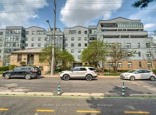 175 Hunter St E #207, Hamilton, ON L8N4E7