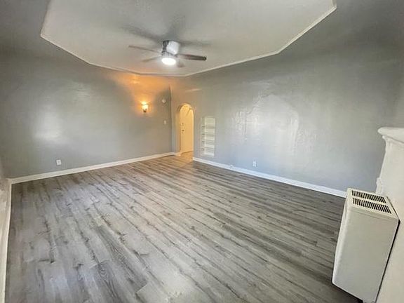 4th image of 2856 Francis Ave #201