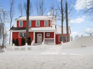 1 Beacon Cir, Dover, NH 03820