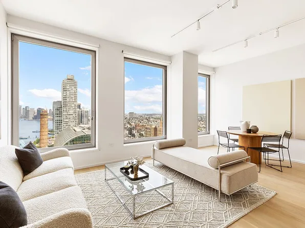 8 S 4th St #24E, Brooklyn, NY 11249