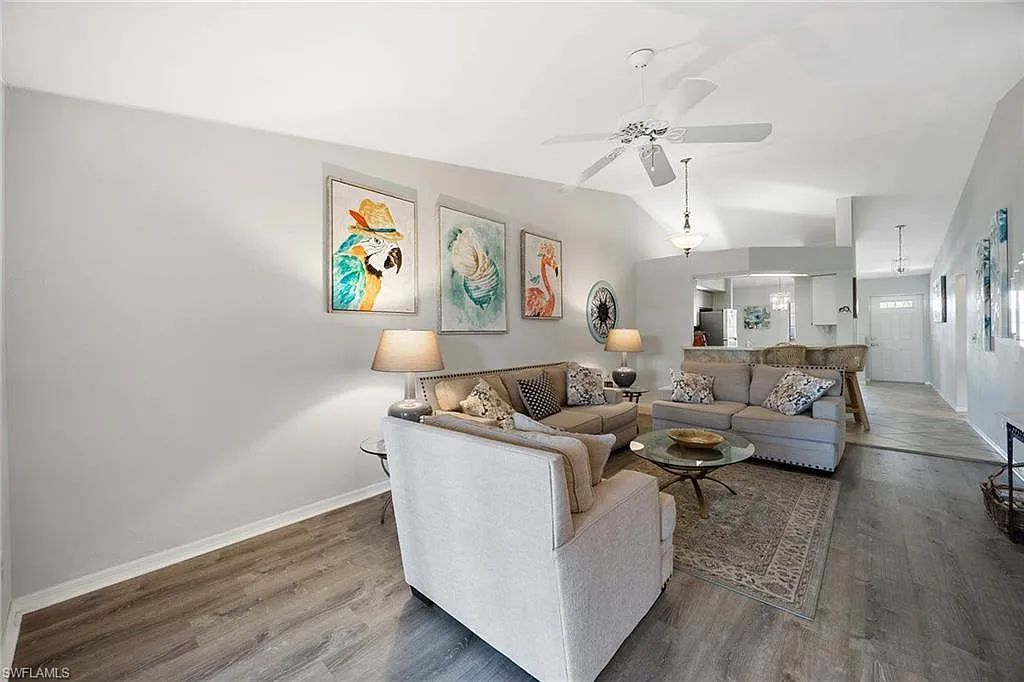 2 bed, 2.0 bath, 1275 sqft, $6,000 — Photo 3