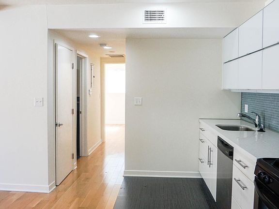2nd image of 3625 Regal Pl APT 9