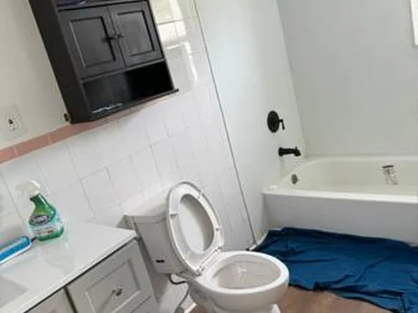 13724 226th St, Springfield Gardens, NY 11413