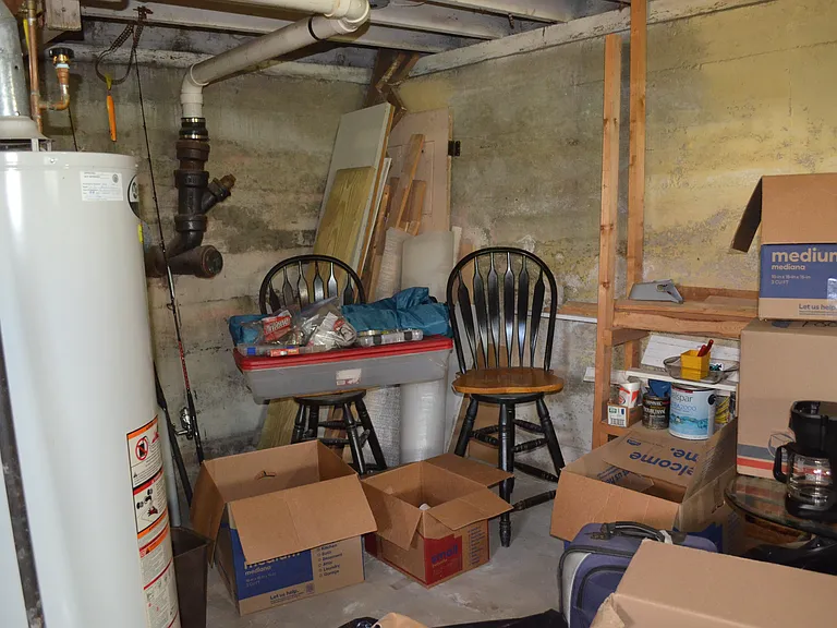 14 Hartford Ave E — Photo 18