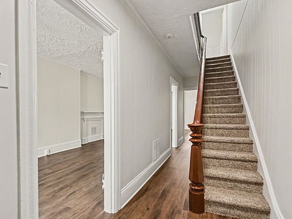 4th image of 306 N College St
