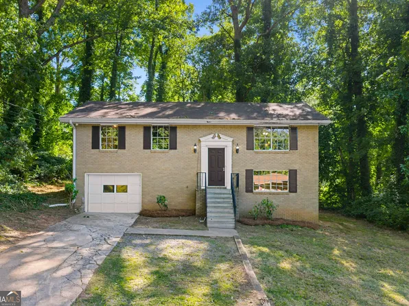 1197 Wynbrook Rd SW, Marietta, GA 30008