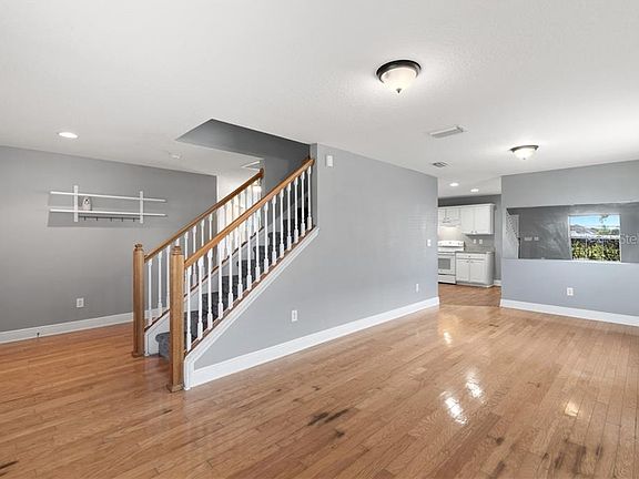 4th image of 11903 Citrus Leaf Dr