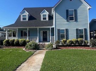 9612 Charlotte Dr, River Ridge, LA 70123