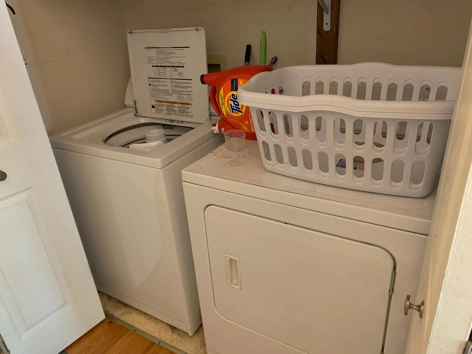 2 bed, 2000 sqft, $2,200 — Photo 3