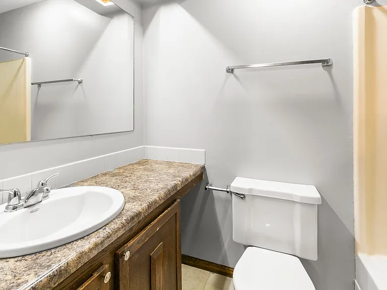 9002 David Cir — Photo 20