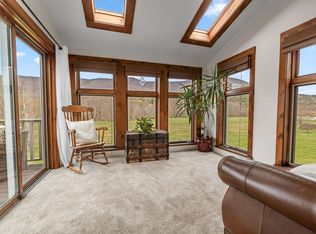 2318 River Rd, Arlington, VT 05250