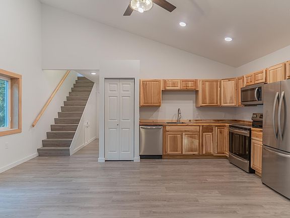 5th image of 1516 Pickering Dr