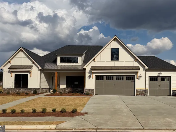 363 Ruffian Cir #16, Peachtree City, GA 30269