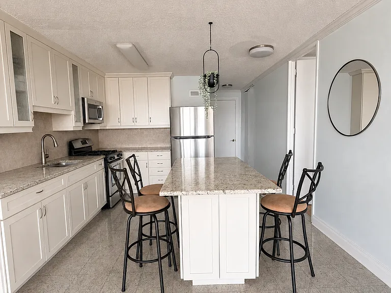 7002 Kennedy Blvd E #42I — Photo 6