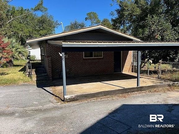 3rd image of 22660 Circle Dr