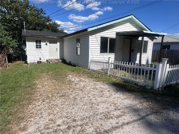 12974 Ohio Ave, Charleston, WV 25315