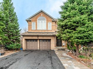 60 Via Jessica Dr, Markham, ON L3R 4W7