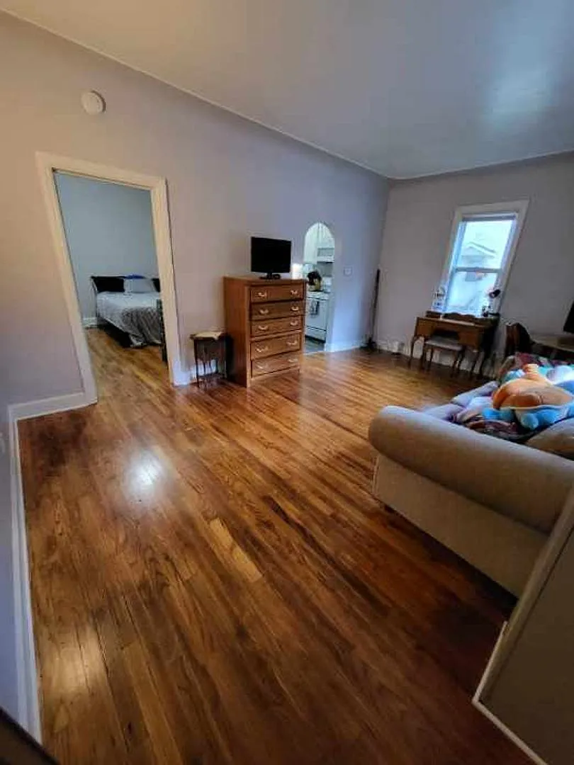 28 Gold Ave SW — Photo 3