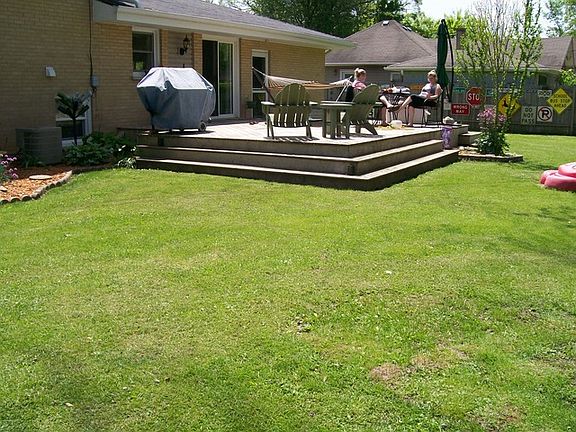 4th image of 42334 N Virgil Ave
