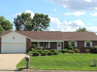 732 Pierce Ave, Maryville, MO 64468