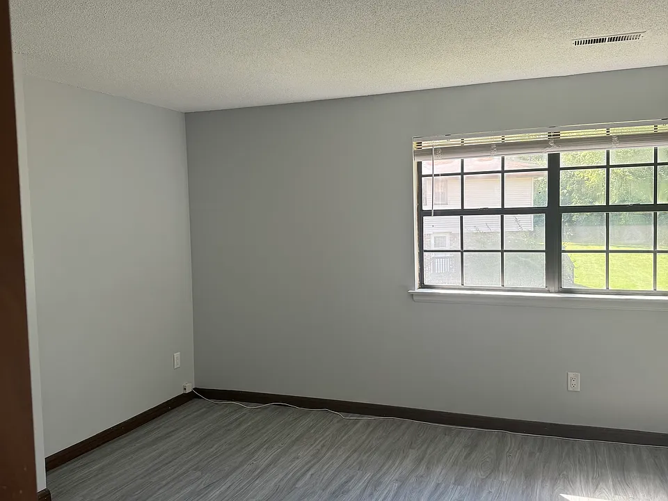 Large bedroom