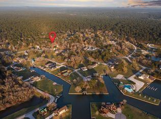 27 Lakecrest Ln, Huntsville, TX 77340