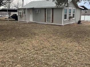 234 Wharton Dr, Seymour, TX 76380