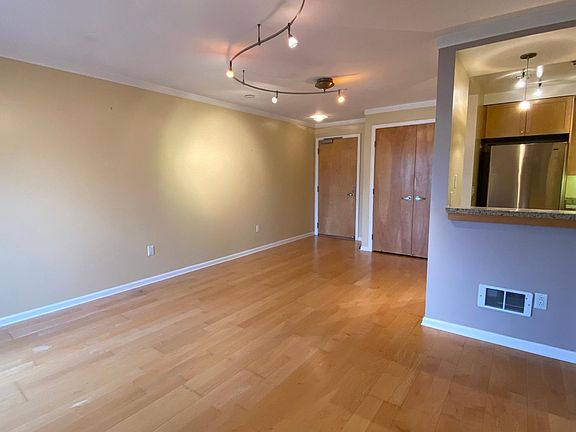 3rd image of 2001 McAllister St APT 329